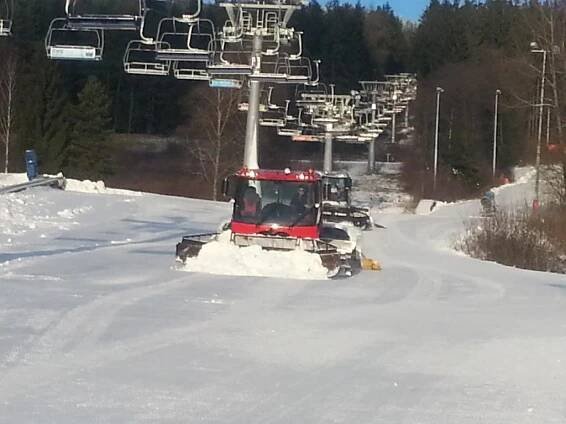 Skiareál Lipno zahajuje už zítra sezónu