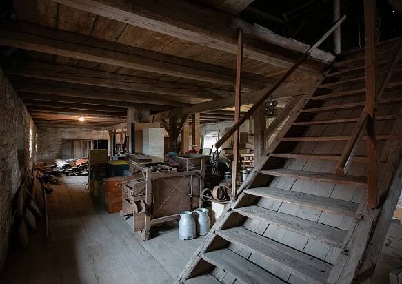 Statek Uhersko | Lokace | East Bohemia Film Office