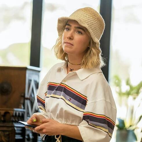 Haley Lu Richardson Is a Fierce Defender of Portia’s Wardrobe