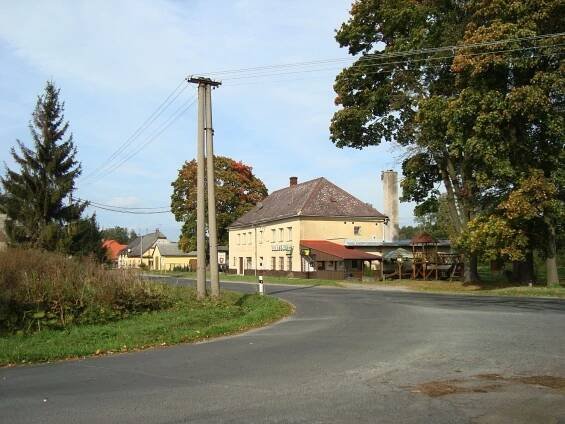 Fotografie - Vajglov(Břidličná)-hostinec U Zaka, původně Wollmann - 06.10.2011