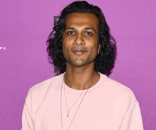 Utkarsh Ambudkar Biography - Facts, Childhood, Family Life & Achievements