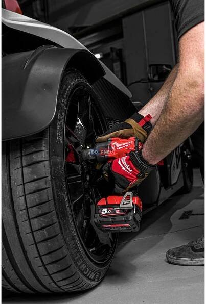 M18 FUEL™ 1/2 ˝ rázový utahovák s pojistným kroužkem Milwaukee M18 FMTIW2F12-502X - Profesional-Club