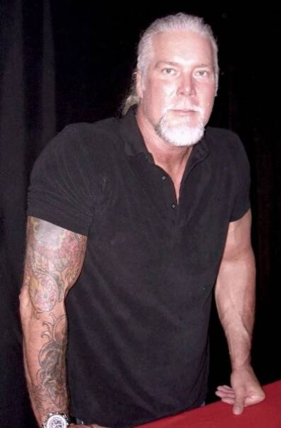 Soubor:10.2.10KevinNashByLuigiNovi.jpg – Wikipedie