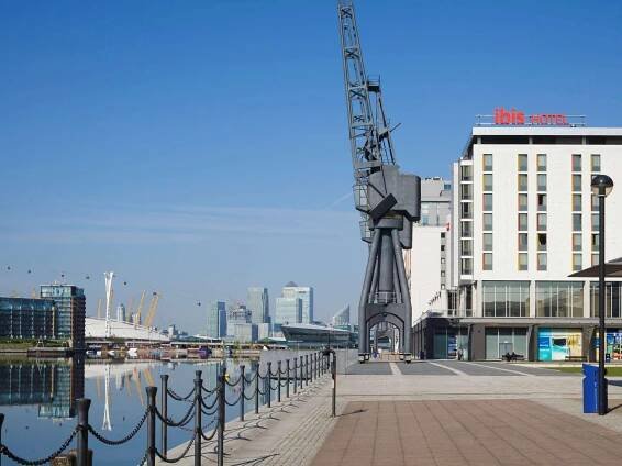 Hotel Ibis Excel-docklands 3*
