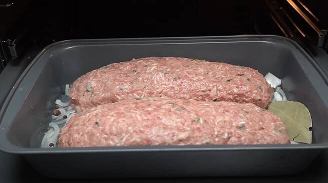 Holandská masová sekaná se sýrem - recept, který vás nikdy neomrzí