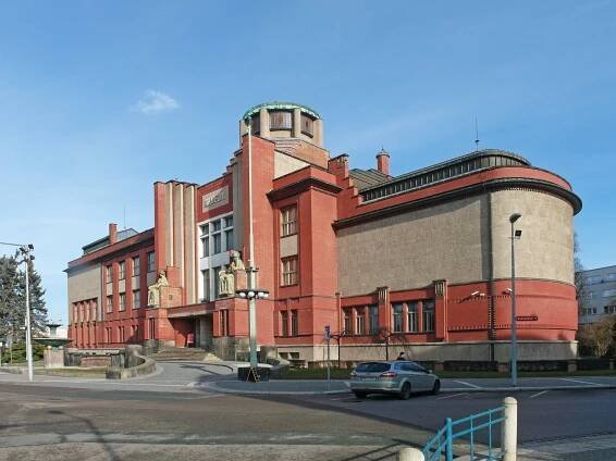 Jan Kotěra | Architekti/ky | Královéhradecký architektonický manuál
