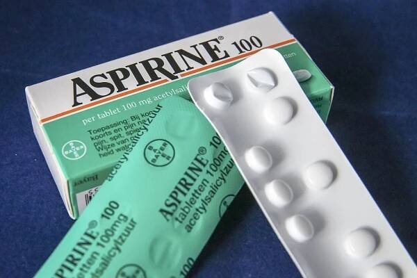 STO OBJEVŮ: Zázračný aspirin se užívá po tunách, stal se lékem na vše