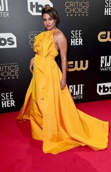 Ariana DeBose Honors 'Great' Rita Moreno as She Wins Critics Choice Award: 'You Made Space for Me'