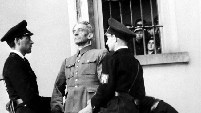 K. H. Frank: Z jeho popravy se stala společenská událost, před smrtí si dal koňak
