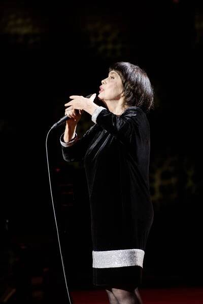 Mireille Mathieu - Showfactory