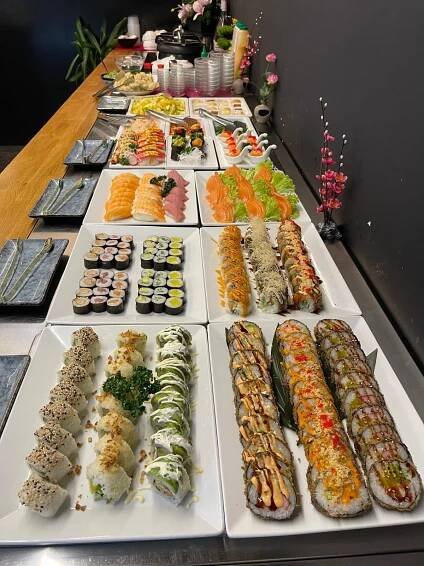 All you can eat bufet v Karlíně: asijská kuchyně, sushi, saláty a další dobroty