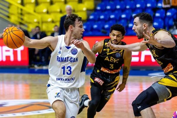 OBRAZEM: Liga mistrů v Opavě bavila. Drama pro Maccabi
