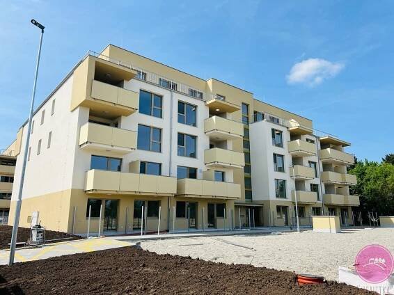 Pronájem novostavby bytu 1+kk na ulici Frišténského v Olomouci, 11 000 Kč/měs