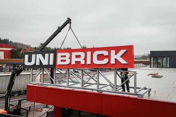 STAVBA NOVÉ PRODEJNY V NEPOMUKU | Unibrick s.r.o 