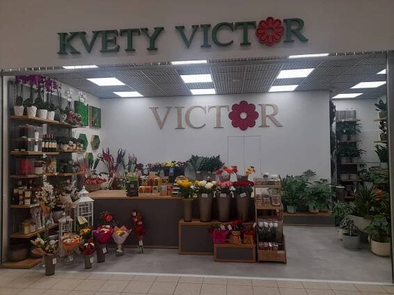 Hypermarket Tesco – Kvety Victor