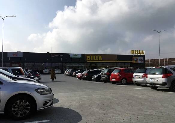 VIDEO: Nové obchodní centrum na Frýdeckomístecku otevřelo. Zájem byl obrovský