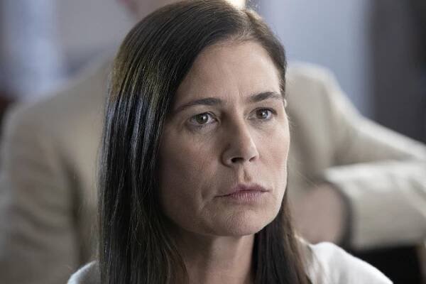 Aféra - Epizoda 1 - Z filmu - Maura Tierney