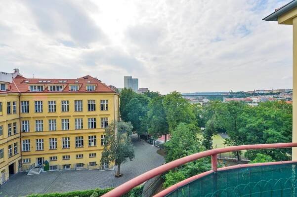Sezimova, Nusle - Praha 4 | Pronájem, Byt 3+kk, 93 m²