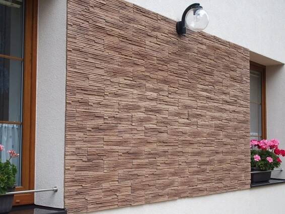 Betonové fasádní obklady v imitaci přírodního kamene