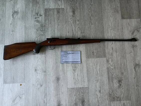 Kulovnička Anschütz.22 Hornet, puška v řezu, výukový řez zbraně
