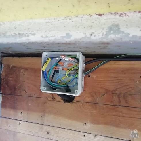 Příprava elektroměrového a bytového rozvaděče před montáží FVE a připojení nové=ho rozvaděče pro fekální vřetenové čerpadlo
