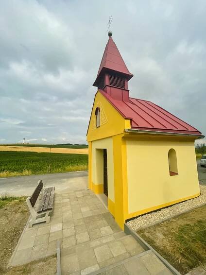 Kaple sv. Floriána Karlovice - realizace Pělucha Střechy