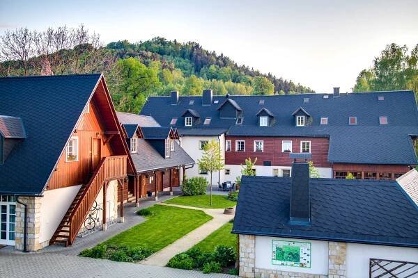 Jítravský Dvorec - Apartmán-Hotel, Rynoltice