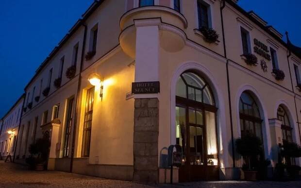 Booking.com: Uherské Hradiště, Zlínský kraj: Hotel... - Skrz.cz