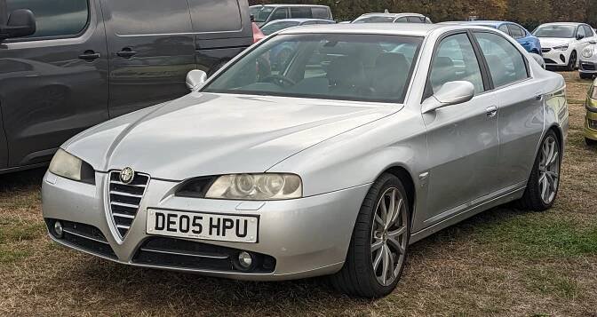 Soubor:2005 Alfa Romeo 166 T Spark Lusso.jpg – Wikipedie