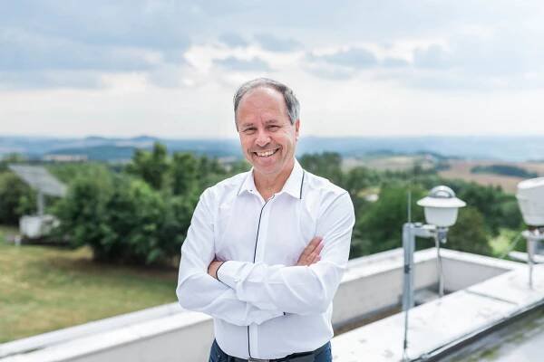 Tiskový tajemník Astronomického ústavu Akademie věd České republiky Pavel Suchan je propagátorem astronomie.