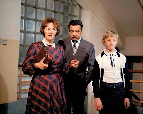 Zdena Hadrbolcová, Vladimír Menšík, Viktor Král - Létající Čestmír - Z filmu