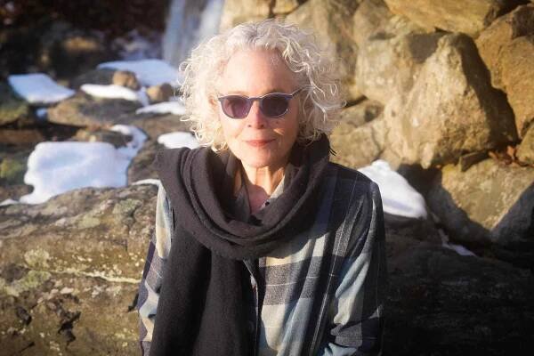 Amy Irving