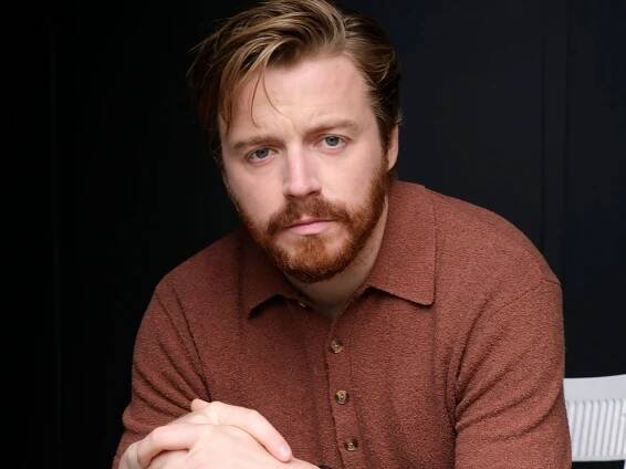 ‘Slow Horses’ Star Jack Lowden Talks Working With His Heroes—and Those Inevitable Bond Rumors