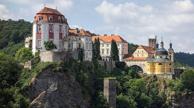Výlet jako z pohádky: tři moravské zámky a moje cesta napříč staletími - Médium.cz