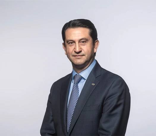 José Muñoz Named 2025 MotorTrend Person of the Year 