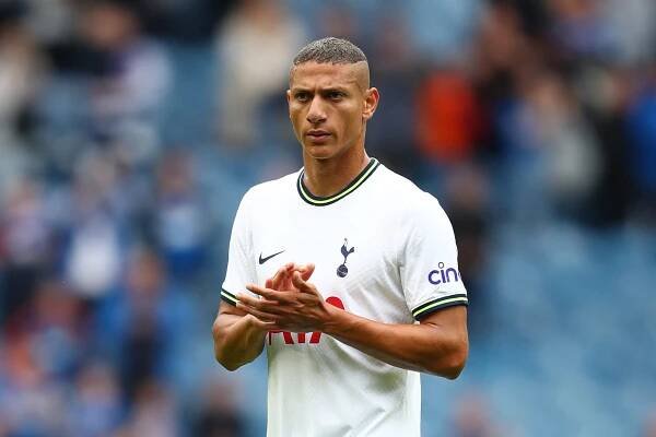 Brazilec Richarlison nově patří Tottenhamu.