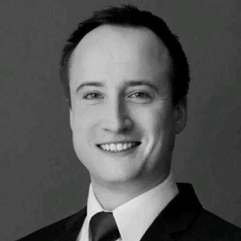 Photo of Dr. Thomas Fink.
