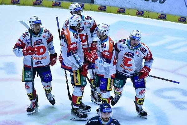 Pardubice si pohrálo s Plzní a zvítězilo drtivě 5:0
