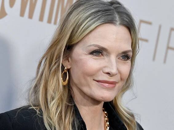 Even Michelle Pfeiffer Needs Help Picking Out Concealer at Sephora — See Photos