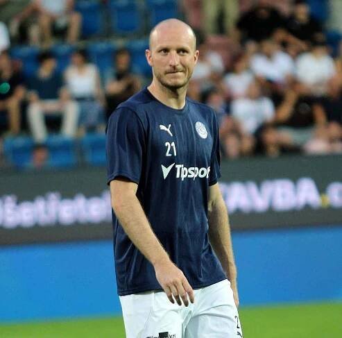 Fotbalisté Slovácka (bílé dresy) v 5. kola Chance Ligy vyzvali Baník Ostrava.