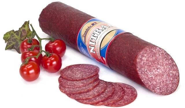 Nitran saláma voľná