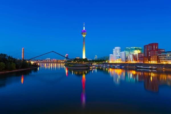 Letiště Düsseldorf (DUS) - průvodce