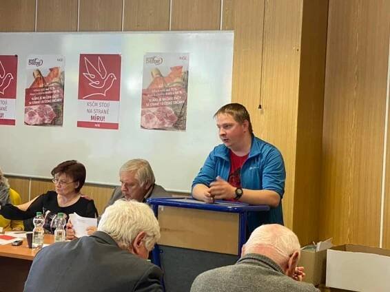 Proběhla Jihočeská krajská konference KSČM. Alena Nohavová opět předsedkyní Jč KV KSČM | Okresní výbor KSČM Jindřichův Hradec