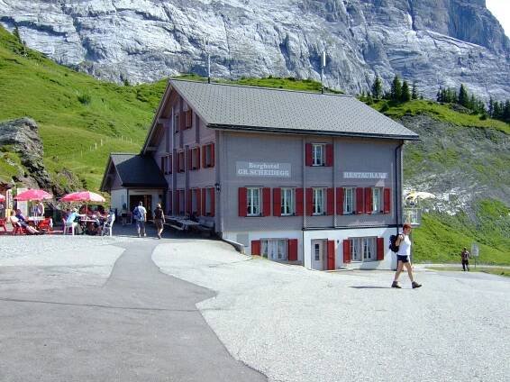Switzerland Cycling Trip – Nadia Williams