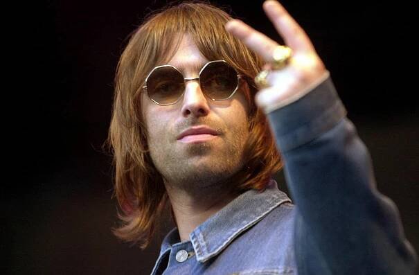 Obavy okolo návratu legendárních Oasis. Fotka usmířených bratrů budí nejistotu