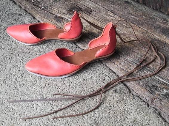Sandals | 100% Swiss Chris