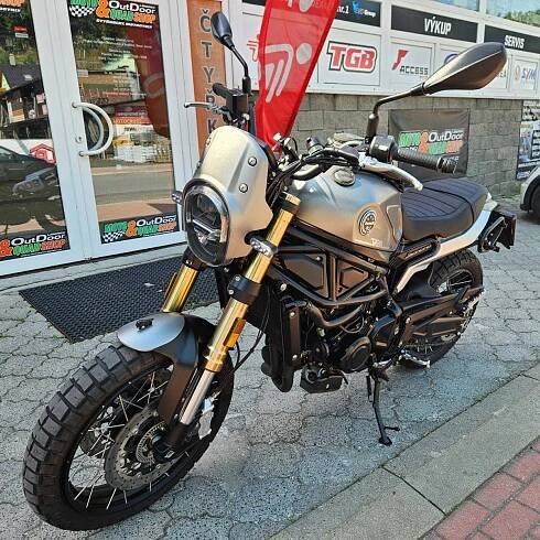 Benelli Leoncino 800 trail, ČR, 1. Majitel, Po servisu, DPH
