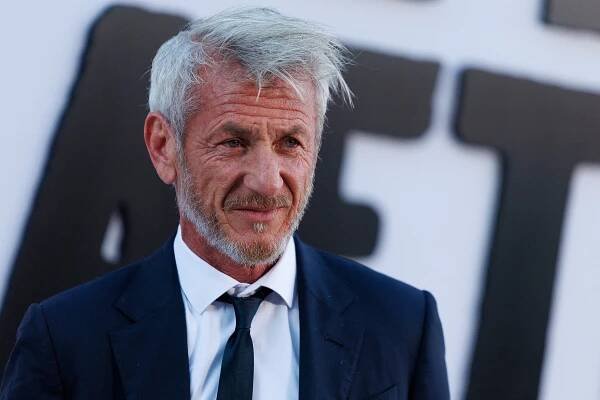 Napálil i mě, vzpomíná herec Sean Penn na večeři s Vladimirem Putinem