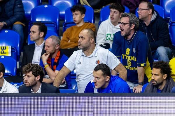 OBRAZEM: Liga mistrů v Opavě bavila. Drama pro Maccabi