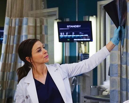Caterina Scorsone - Actress